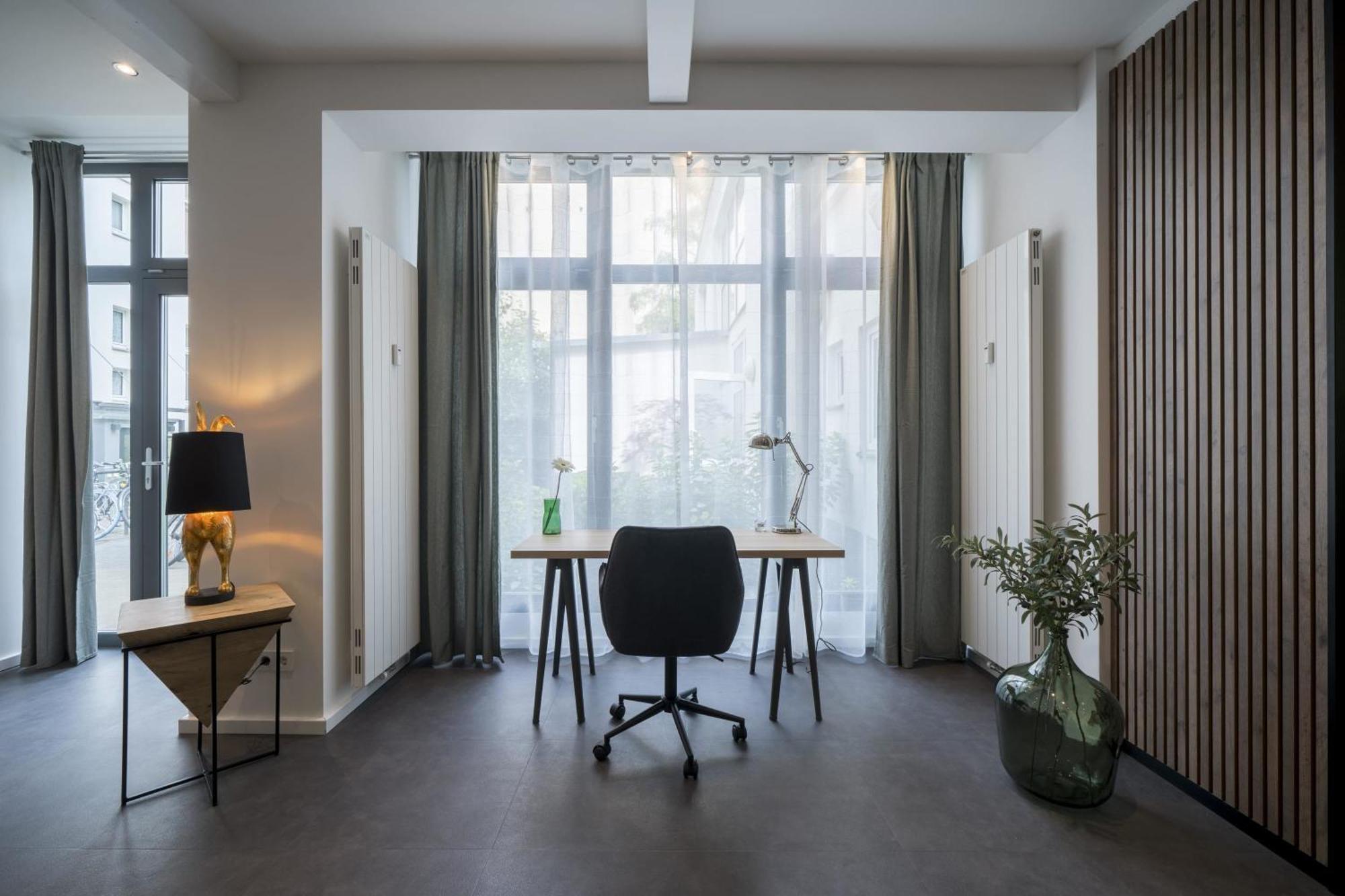 Homely - Luxury Loft, Modern, Near Kurfuerstendamm I Cafe * Berlijn